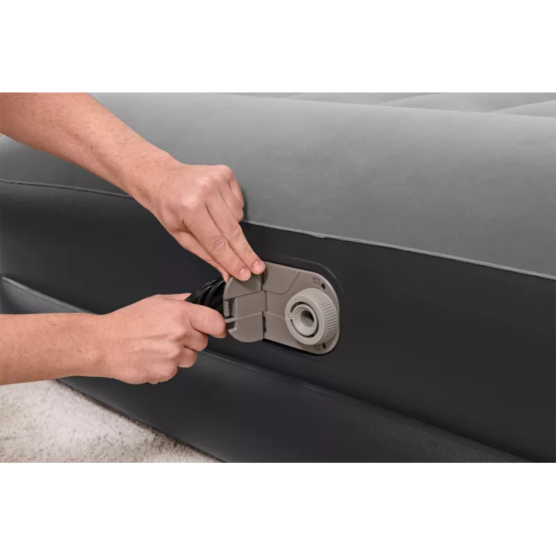Materac powietrzny Bestway Tritech Queen z wbudowaną pompą AC i powłoką antybakteryjną 2,03 m x 1,52 m x 46 cm
