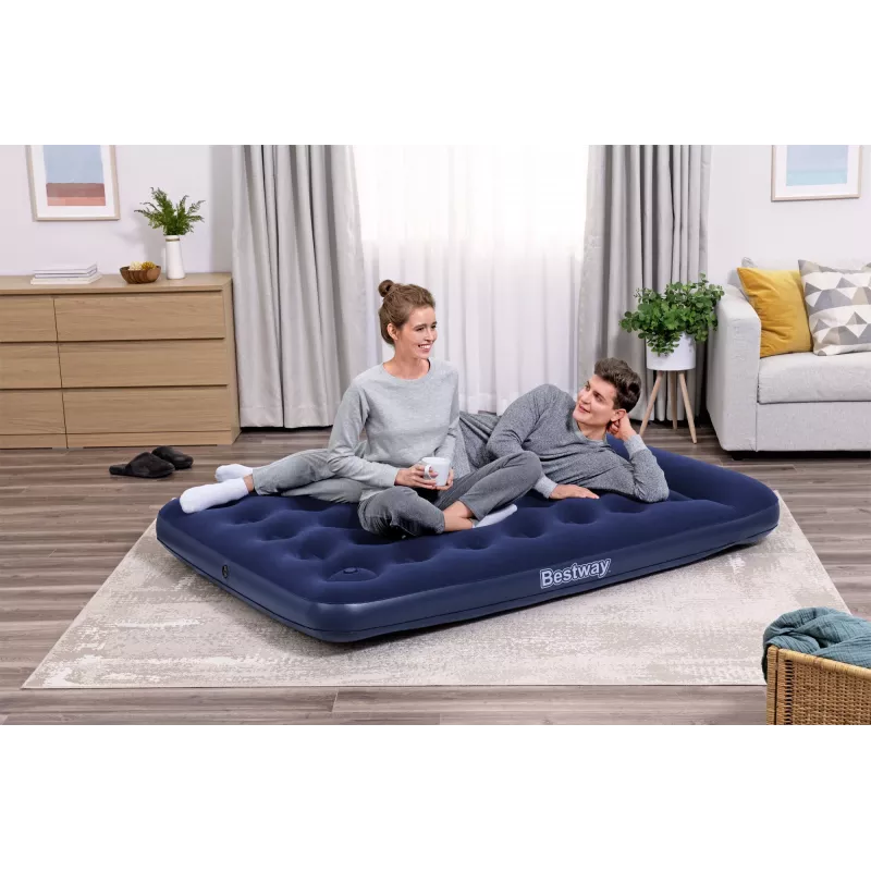 Materac powietrzny Bestway Full z wbudowaną pompką nożną 1,91 m x 1,37 m x 28 cm