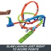 Hot Wheels Action Loop Cyclone Challenge Track Set z samochodzikiem w skali 1:64, łatwe przechowywanie