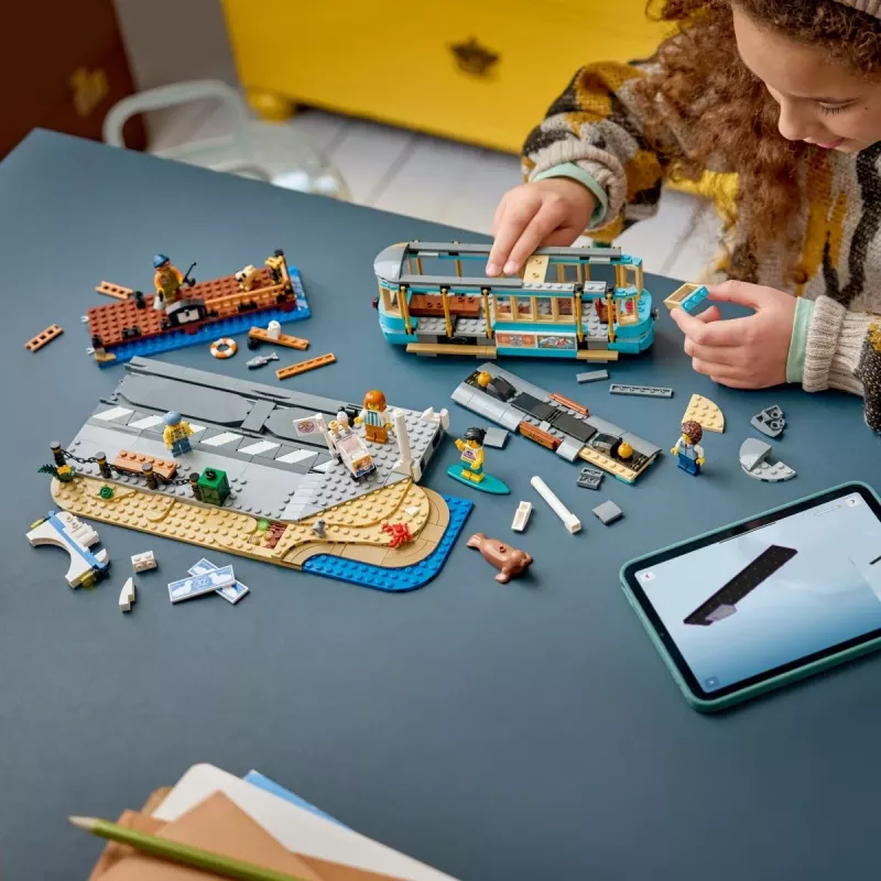 LEGO City 60506 Klasyczny tramwaj plażowy (693 elem.)