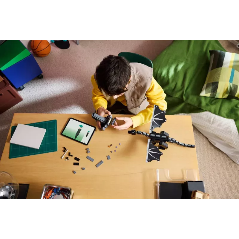 LEGO Minecraft 21595 Smok Kraju (710 elem.)