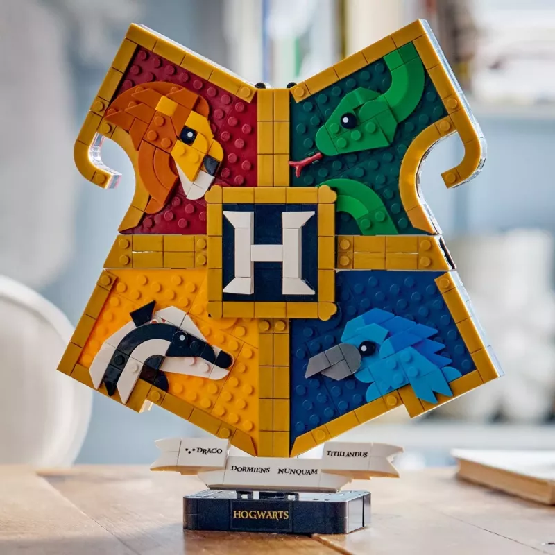 LEGO Harry Potter 76462 Herb domów Hogwartu (545 elem.)