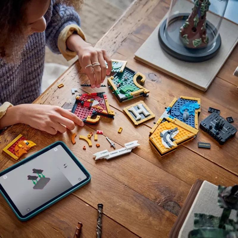 LEGO Harry Potter 76462 Herb domów Hogwartu (545 elem.)
