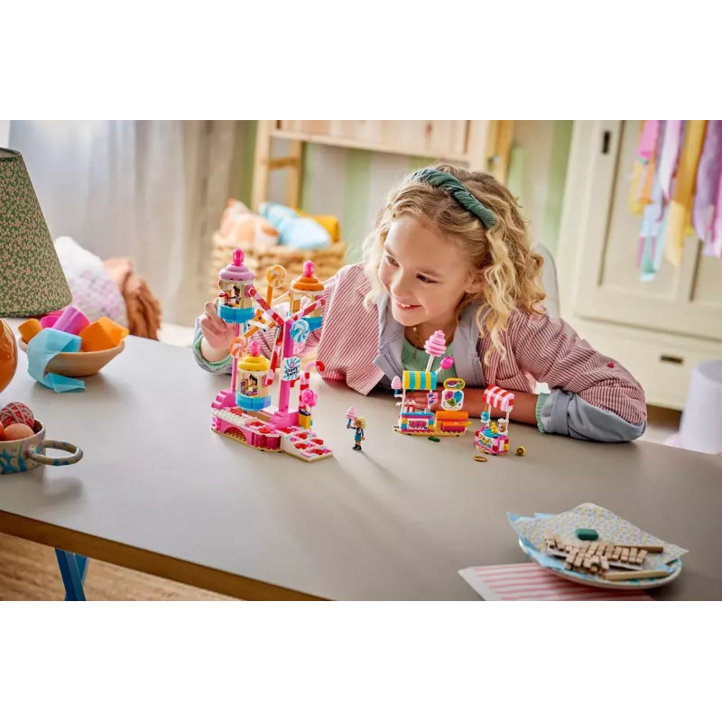 LEGO Friends 42700 Diabelski młyn ze słodyczami i babeczkami (602 elem.)