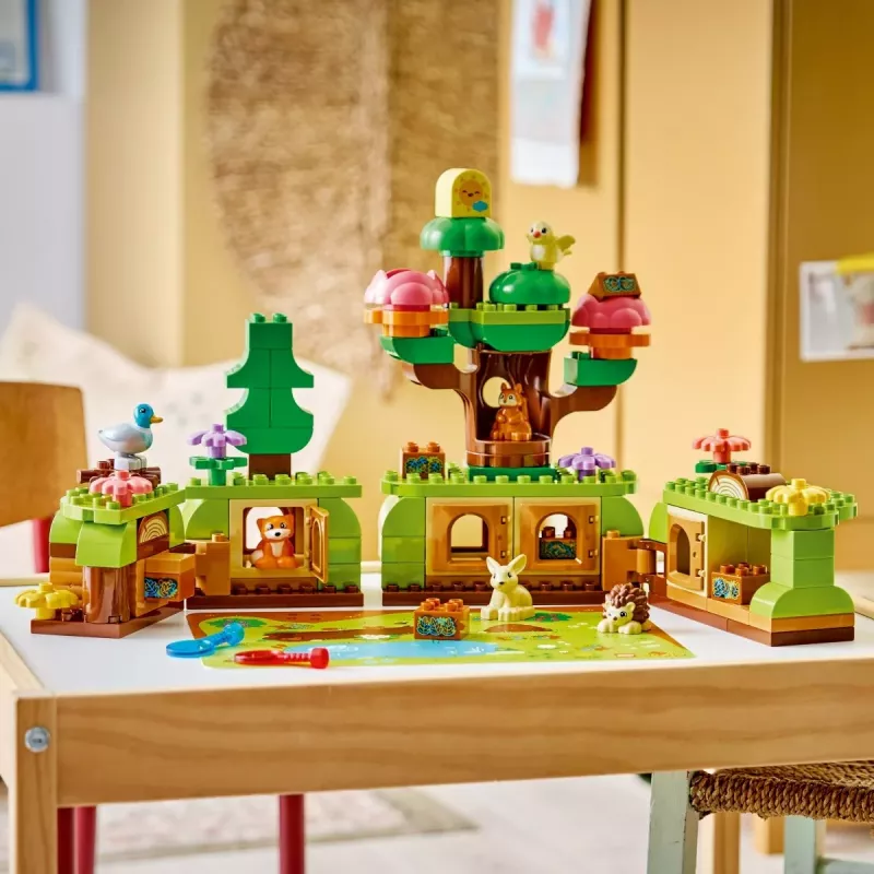 LEGO DUPLO 10480 Las odkrywców z dzikimi zwierzętami (131 elem.)