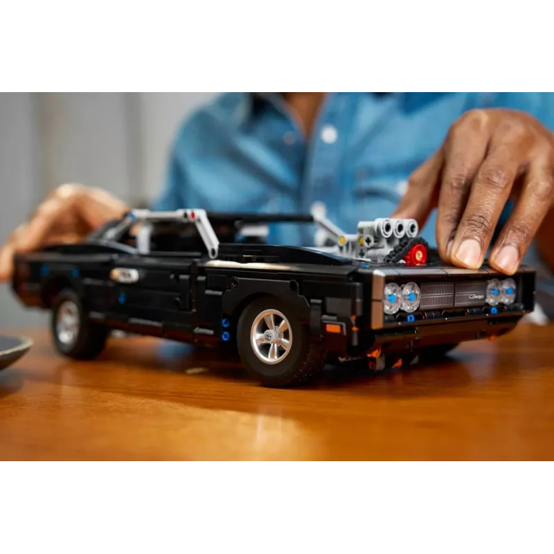 LEGO Technic 42231 Fast & Furious Dodge Charger R/T Car (1516 elementów, 18+)
