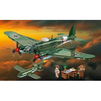 Zestaw klocków konstrukcyjnych COBI Heinkel HE 111 H-22 z bombą latającą V1, 927 elementów