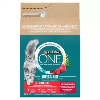 Purina ONE Dry Cat Food Beef & Wheat 2.8 kg