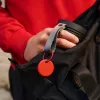 Chipolo POP Bluetooth Tracker z wymienną baterią dla iOS i Android, niebieski