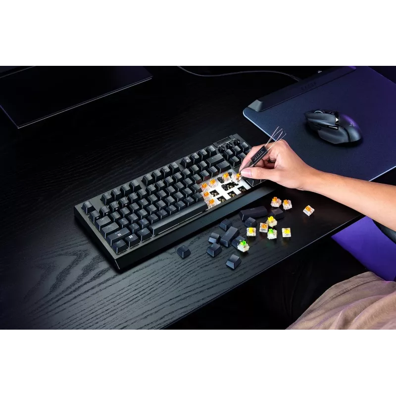Klawiatura Razer BlackWidow V4 Tenkeyless HyperSpeed z przełącznikami Orange - układ US