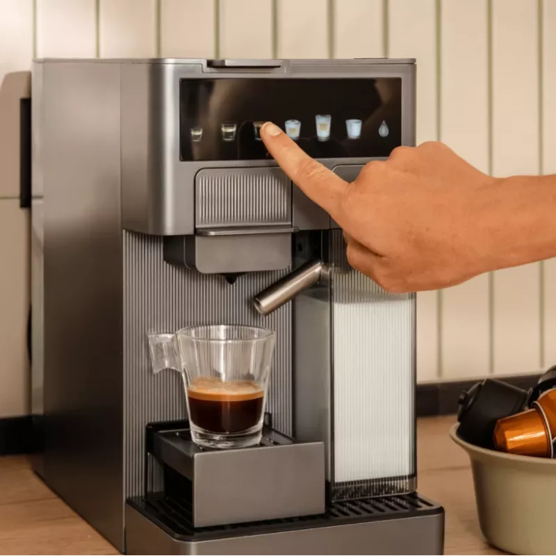Ekspres do kawy Cecotec FreeStyle Latte T - ciśnienie pompy 20 bar, wbudowany spieniacz do mleka, 1350 W, szary
