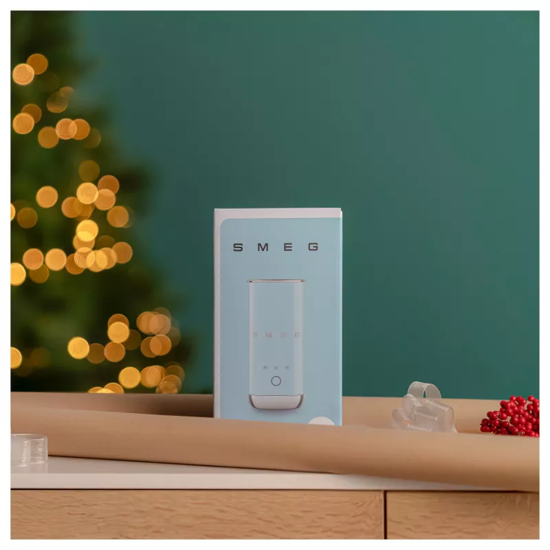 Spieniacz do mleka Smeg MFF02BLEU, 3 funkcje, nieprzywierająca powłoka, 500 W, pastelowy niebieski