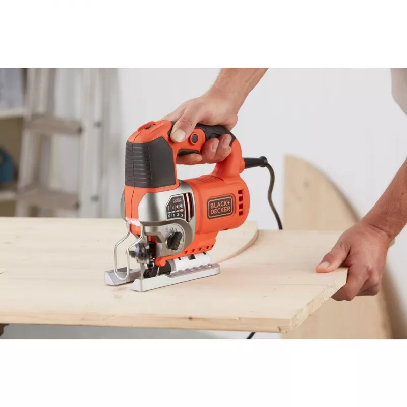 Black & Decker BES610-QS Power Jigsaw 600W z wahadłem