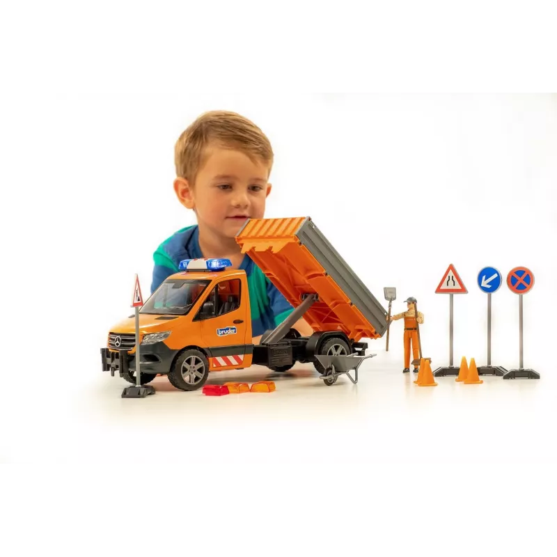 BRUDER MB Sprinter Municipal z modułem świetlnym i dźwiękowym, Pomarańczowy, Skala 1:16