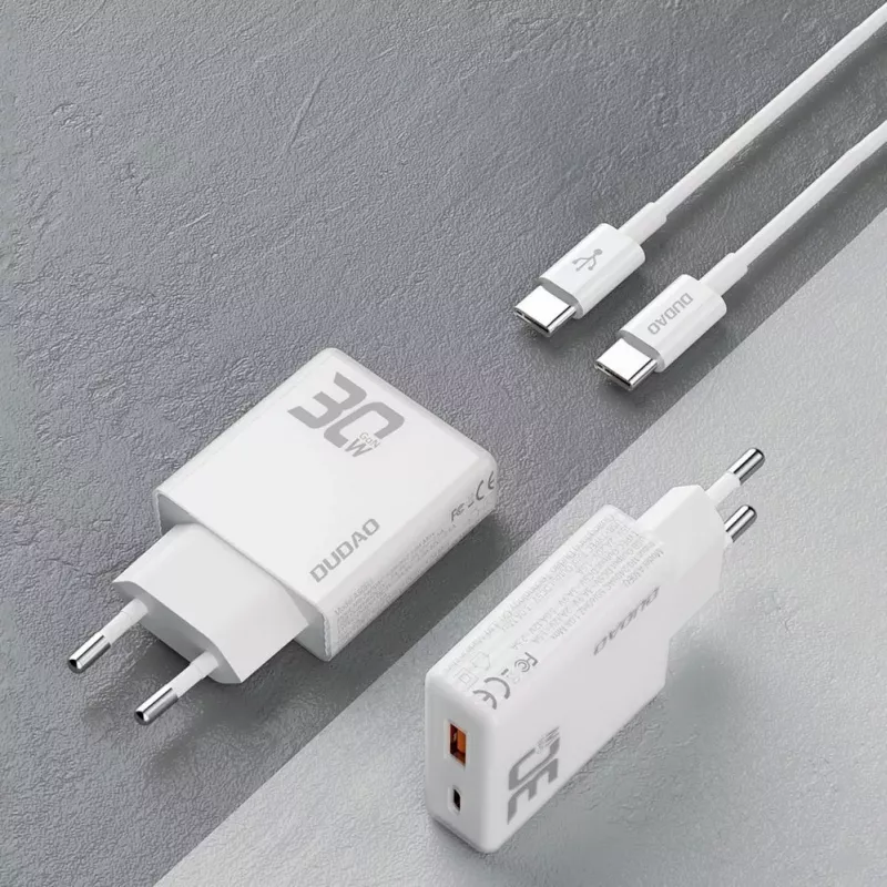 Dudao A30EU GaN 30W USB-C USB-A Ładowarka ścienna z przewodem USB-C na USB-C 1m Biały