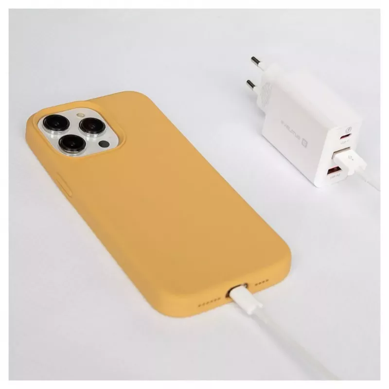 Evelatus Apple iPhone 15 Pro Max Premium Soft Touch Silicone Case Gold