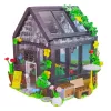 LEAN TOYS Mini Greenhouse Garden House Construction Blocks 588 szt.