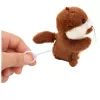 LEAN TOYS Pluszowa Wydra z Machającym Ogonem i Piszczkiem Brelok 12.5 cm