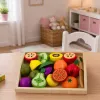 LEAN TOYS Drewniany zestaw do krojenia owoców z magnetycznym bezpiecznym nożem i deską