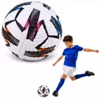 Piłka treningowa LEAN TOYS na trawę, biała, wzorzysta, 22 cm, rozmiar 5