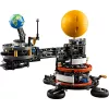 LEGO Technic Pianeta Terra e Luna in Orbita – Giochi Spaziali per Bambini e Bambine da 10 Anni in Su, Sistema Solare Giocattolo da Costruire con Pianeti