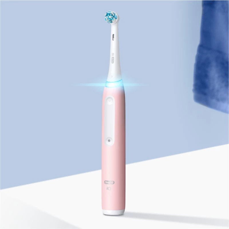 Szczoteczka elektryczna Oral-B iO3 Series, ładowalna, dla dorosłych, liczba dołączanych końcówek: 1, kolor Blush Pink, liczba trybów szczotkowania: 3