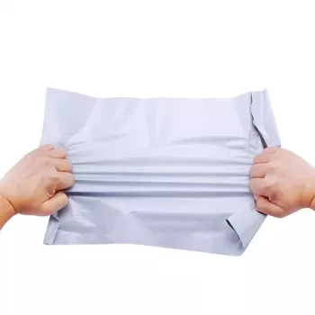 BSTECH PollyMailers 3XL 50 szt. - Białe koperty polietylenowe 24x24 cala, samozamykające