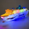 LEAN TOYS Statek wycieczkowy dla pasażerów z napędem ciernym, światłami i dźwiękami