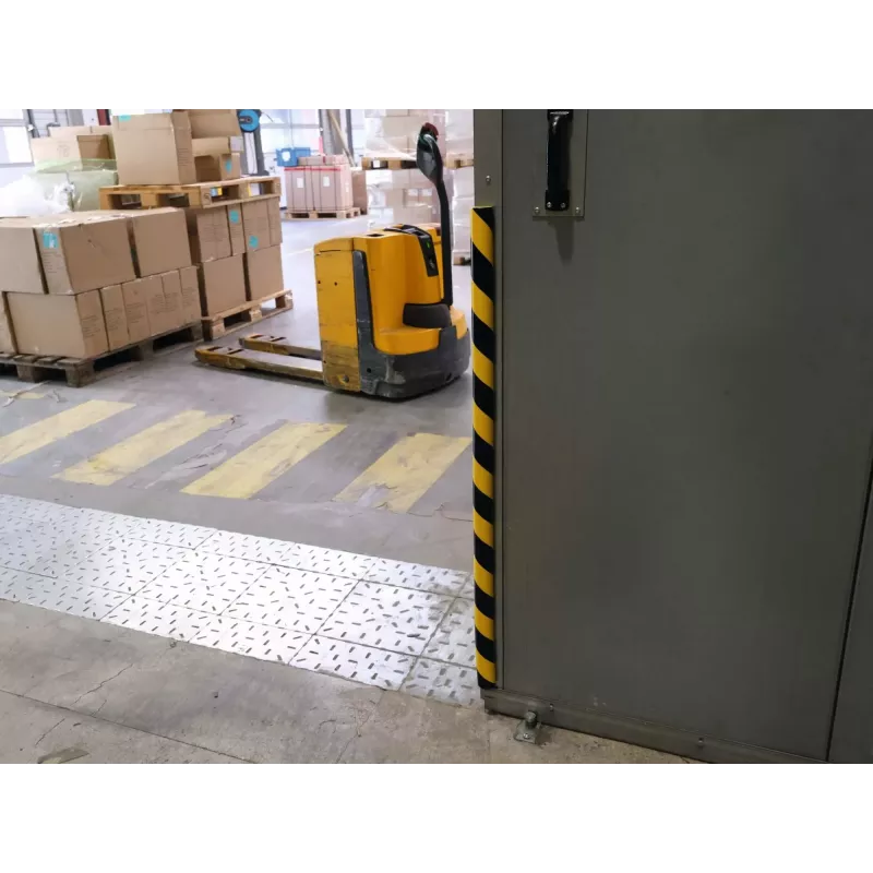 Durable S32R Podłogowy Osłonnik Kabli, PVC, Czarno-Żółty, Zaokrąglony, 1000 mm
