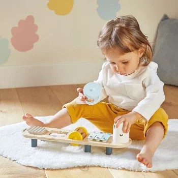 Janod Sweet Cocoon Muzyczna dżdżownica – mini stolik