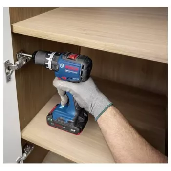 BOSCH Professional GSB 18V-52 Akumulatorowa wiertarko-wkrętarka udarowa w zestawie z 2 akumulatorami 2,0 Ah, L-Case