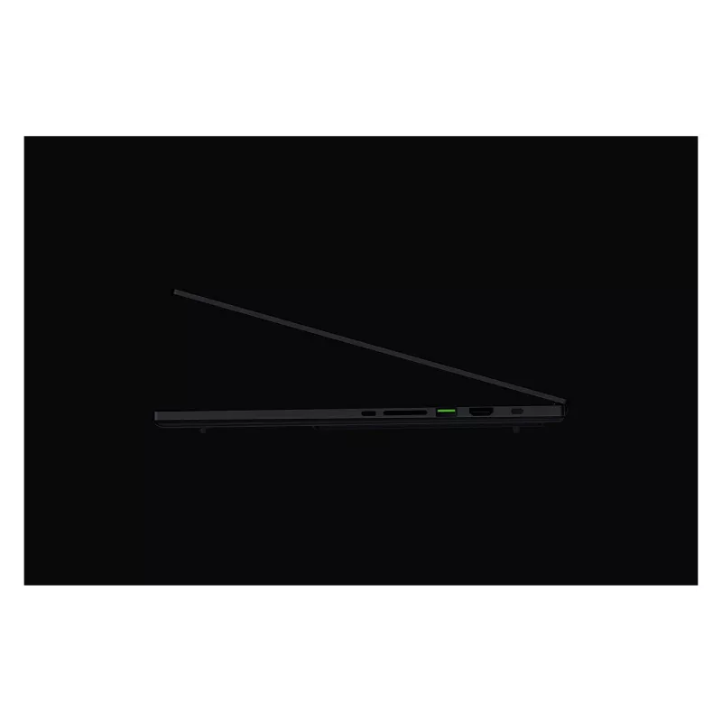 Razer Blade 16 - 16 cali QHD+ 240Hz OLED, Intel Core Ultra 9 386H, 32GB RAM, 2TB SSD, NVIDIA GeForce RTX 5090, Windows 11