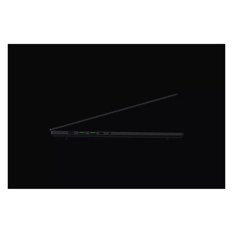 Razer Blade 16 - 16 cali QHD+ 240Hz OLED, Intel Core Ultra 9 386H, 32GB RAM, 2TB SSD, NVIDIA GeForce RTX 5090, Windows 11