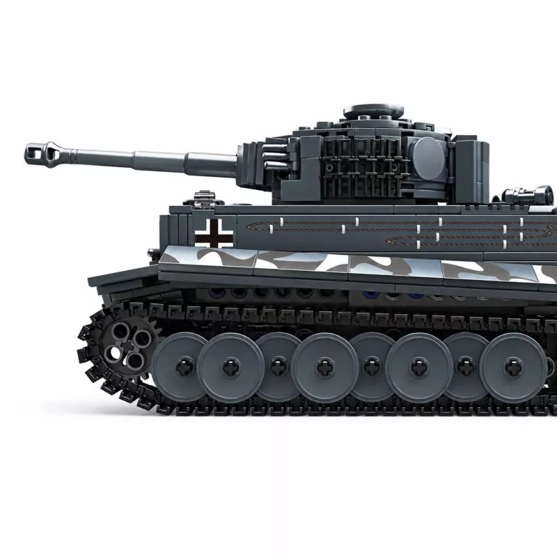 Mould King Tiger Heavy Tank 20014S Building Block Set (850 Pieces)