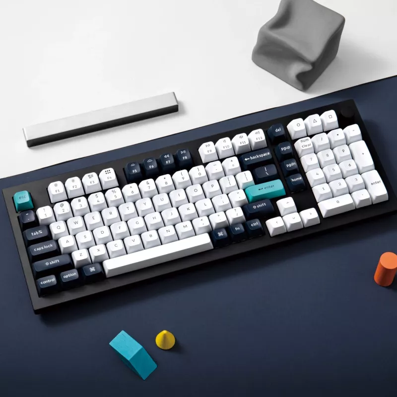 Klawiatura mechaniczna Keychron Q5M-M1 96%, przełączniki Gateron G Pro Red, RGB Hot-Swap, Bluetooth 5.1 i USB-C, obudowa aluminiowa