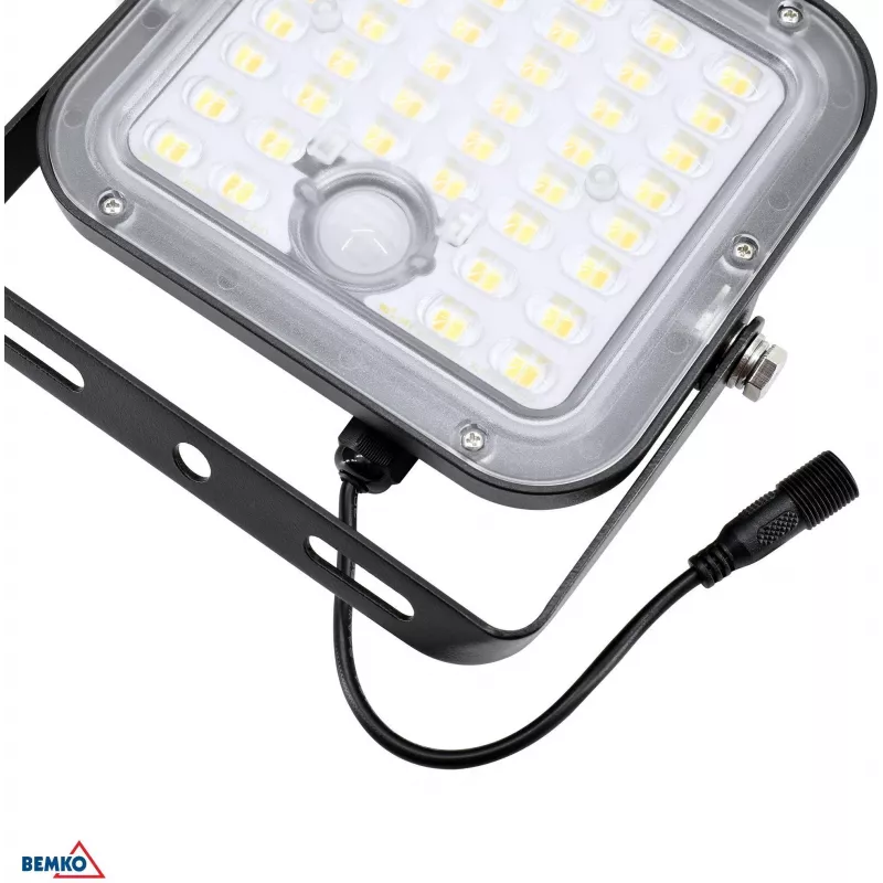 BEMKO SOLPAR Solar LED Floodlight 10W 1500lm 3000/4000K IP65 Black with PIR Sensor