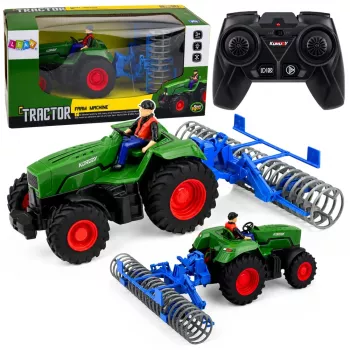 LEAN TOYS RC Zielony Traktor z Wałem i Farmerem 1:24 Zdalnie Sterowany