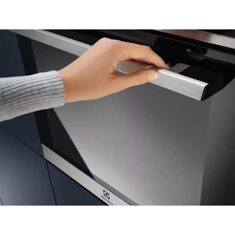 Electrolux EOD6P66WX Piekarnik do zabudowy z czyszczeniem pirolitycznym, 72L, A+, stal nierdzewna