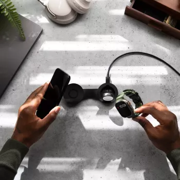 Twelve South ButterFly SE 2-w-1 ładowarka Qi2 MagSafe do iPhone i Apple Watch, czarna