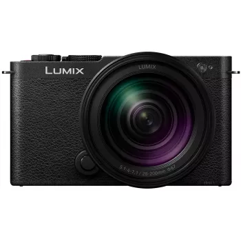 Aparat Panasonic Lumix DC-S9 z obiektywem 28-200mm, głęboka czerń (DC-S9HE-K)