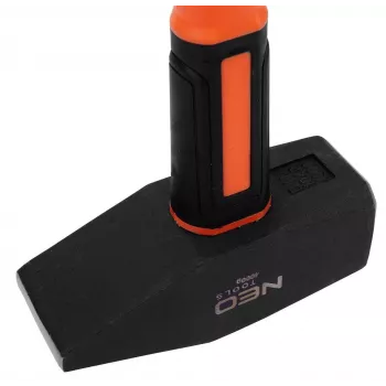 Młotek ślusarski NEO TOOLS 25-152 1000 g z uchwytem z włókna szklanego