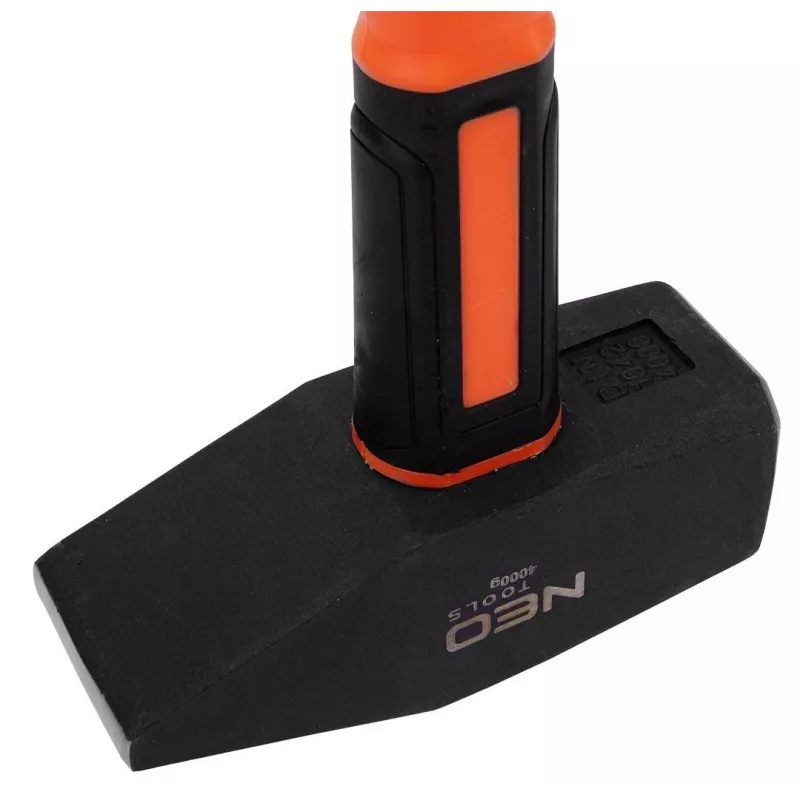 Młotek ślusarski NEO TOOLS 25-152 1000 g z uchwytem z włókna szklanego