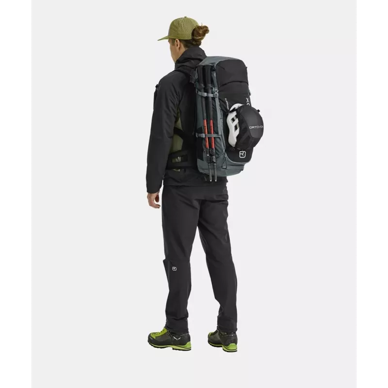 Plecak trekkingowy Ortovox Traverse 40 - blk raven