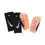 Nike Mercurial Lite Ochraniacze na golenie Total Orange/Czarny Rozmiar S