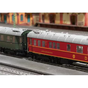 Märklin 42530 H0 wagon restauracyjny pociągu ekspresowego WR4üe kolei DB