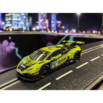 Carrera DIGITAL 132 Lamborghini Huracán GT3 Evo2 SSR Performance nr 92 DTM 2023 1:32 samochód na tor