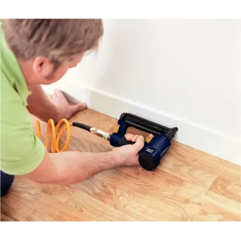 RAPID TOOLS Pneumatyczny gwoździarz i zszywacz PBS121 niebiesko-żółty z walizką na zszywki typu 606 (12-30 mm) i gwoździe typu 8 5000053