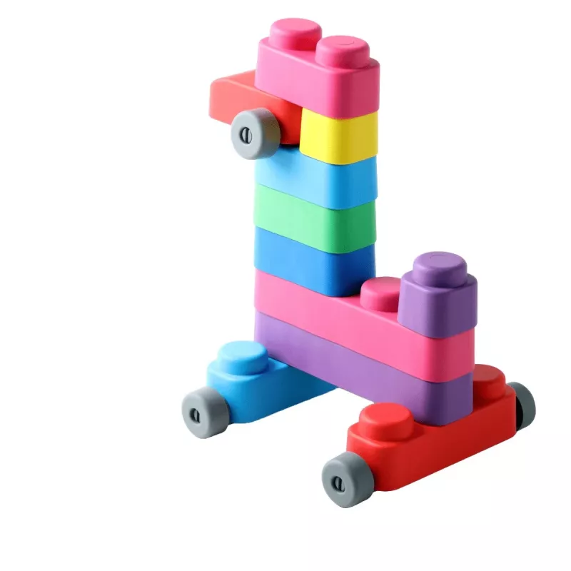 Gerardo's Toys Miękki zestaw klocków konstrukcyjnych z kółkami, 33 elementy (25 klocków + 8 części z kółkami)