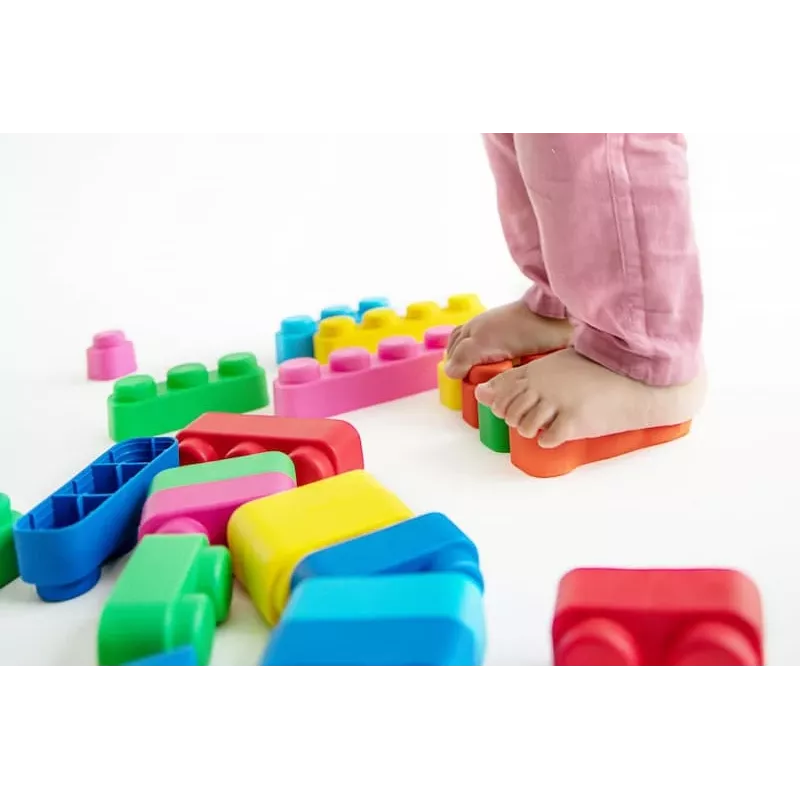 Zestaw miękkich klocków do budowania Gerardo's Toys GT3105, 42 elementy, pianka EVA, wielokolorowy, dla dzieci od 12 miesięcy