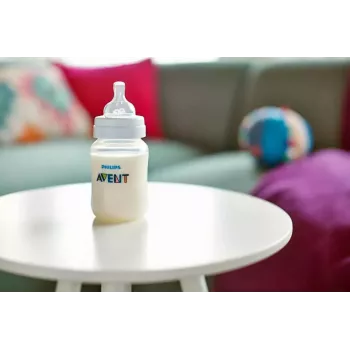 Philips Avent Anti-colic smoczki silikonowe do butelek, średni przepływ, 3M+, 2 szt.